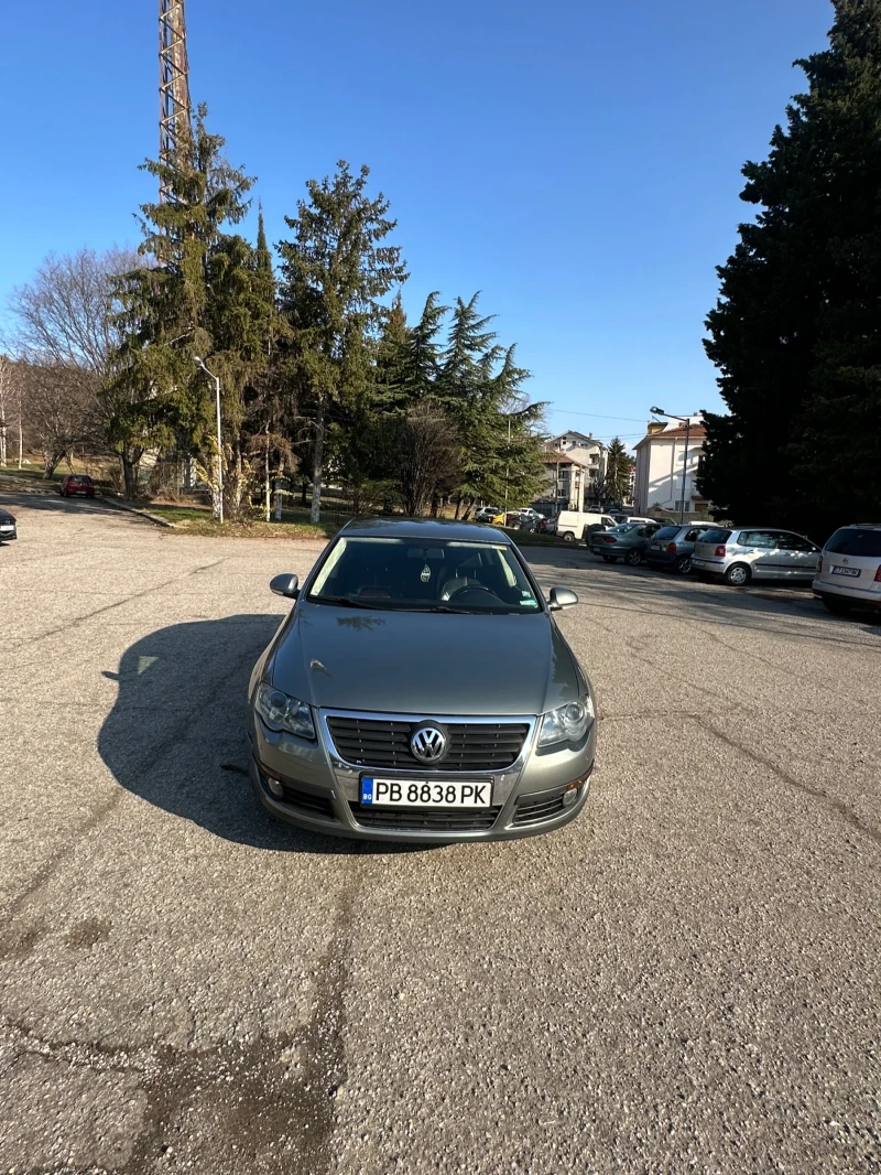 VW Passat, снимка 13 - Автомобили и джипове - 48488304