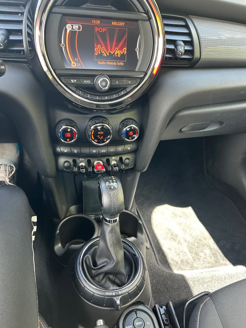 Mini One Купе, снимка 9 - Автомобили и джипове - 52381507