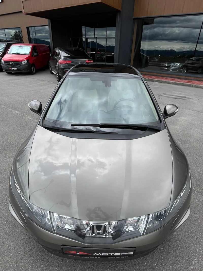 Honda Civic 1.8-140к.с.;ПОДГРЕВ; ПАНОРАМА;КОЖА, снимка 3 - Автомобили и джипове - 50431408