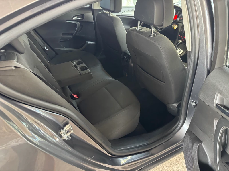 Opel Insignia 2.0CDTI-2011-AUTO-NAVI, снимка 13 - Автомобили и джипове - 50594468
