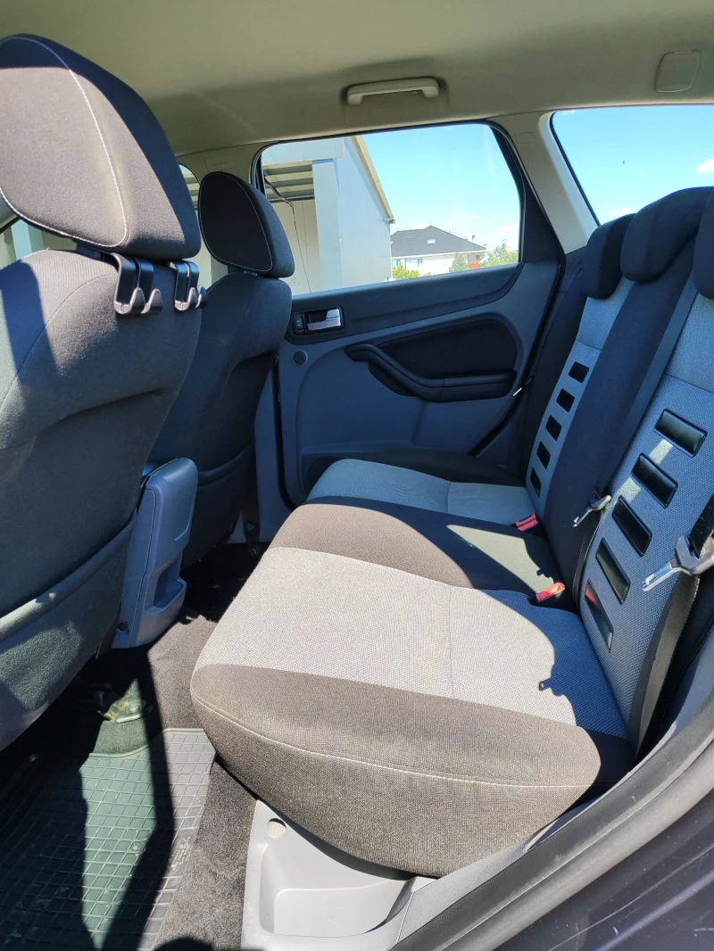 Ford Focus 1.6 TDCi, снимка 9 - Автомобили и джипове - 51477681