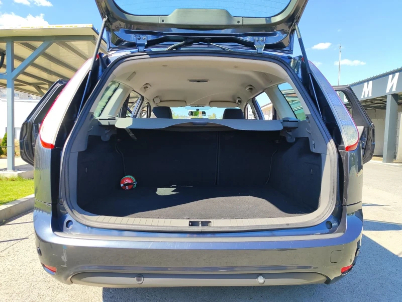 Ford Focus 1.6 TDCi, снимка 12 - Автомобили и джипове - 51477681