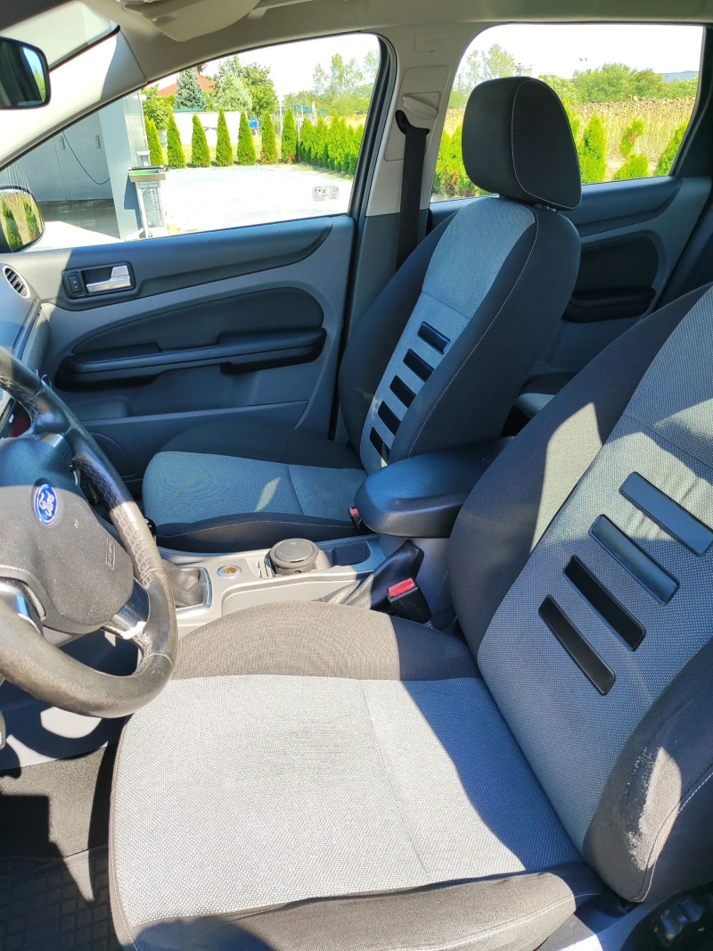 Ford Focus 1.6 TDCi, снимка 8 - Автомобили и джипове - 51477681