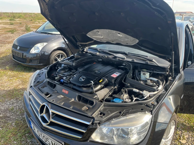 Mercedes-Benz C 180 CGI 1, 8 BlueEFFICIENCY, снимка 9 - Автомобили и джипове - 52561748