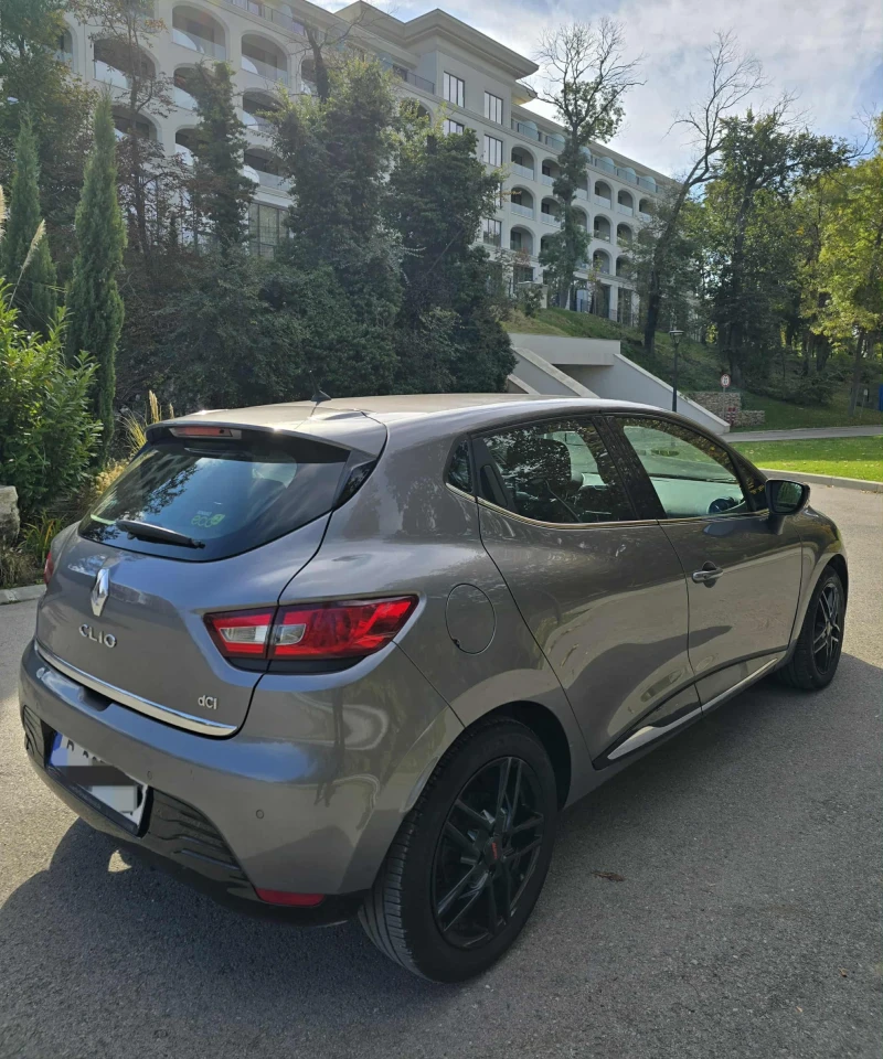 Renault Clio, снимка 7 - Автомобили и джипове - 52174914