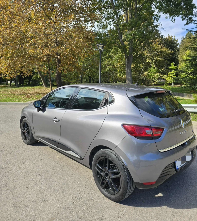 Renault Clio, снимка 5 - Автомобили и джипове - 52174914