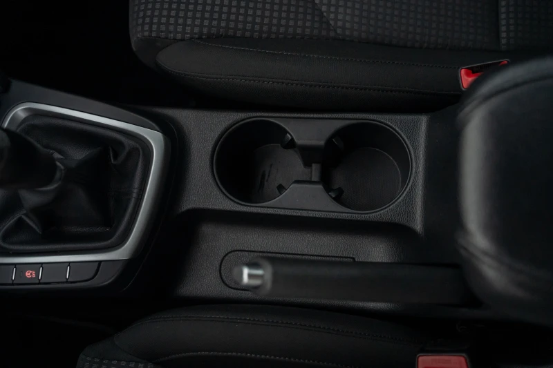 Kia Ceed 1.4 100к.с., снимка 14 - Автомобили и джипове - 52697444