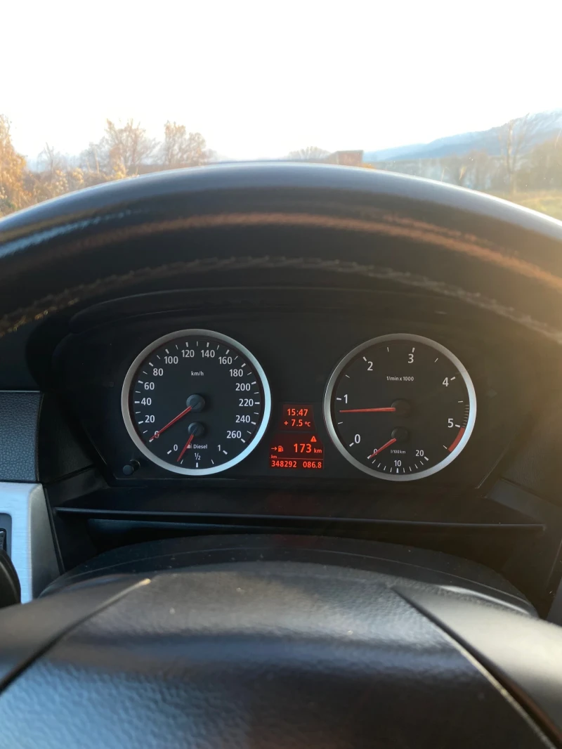 BMW 520 520d, снимка 7 - Автомобили и джипове - 53022274