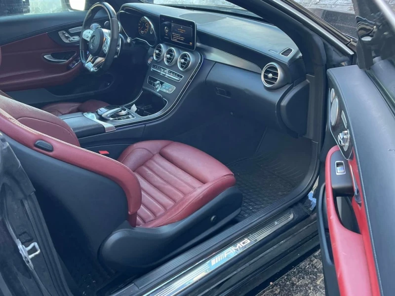 Mercedes-Benz C 43 AMG * CARFAX * БЕЗ ПЪРВОНАЧАЛНА ВНОСКА, снимка 15 - Автомобили и джипове - 53289551