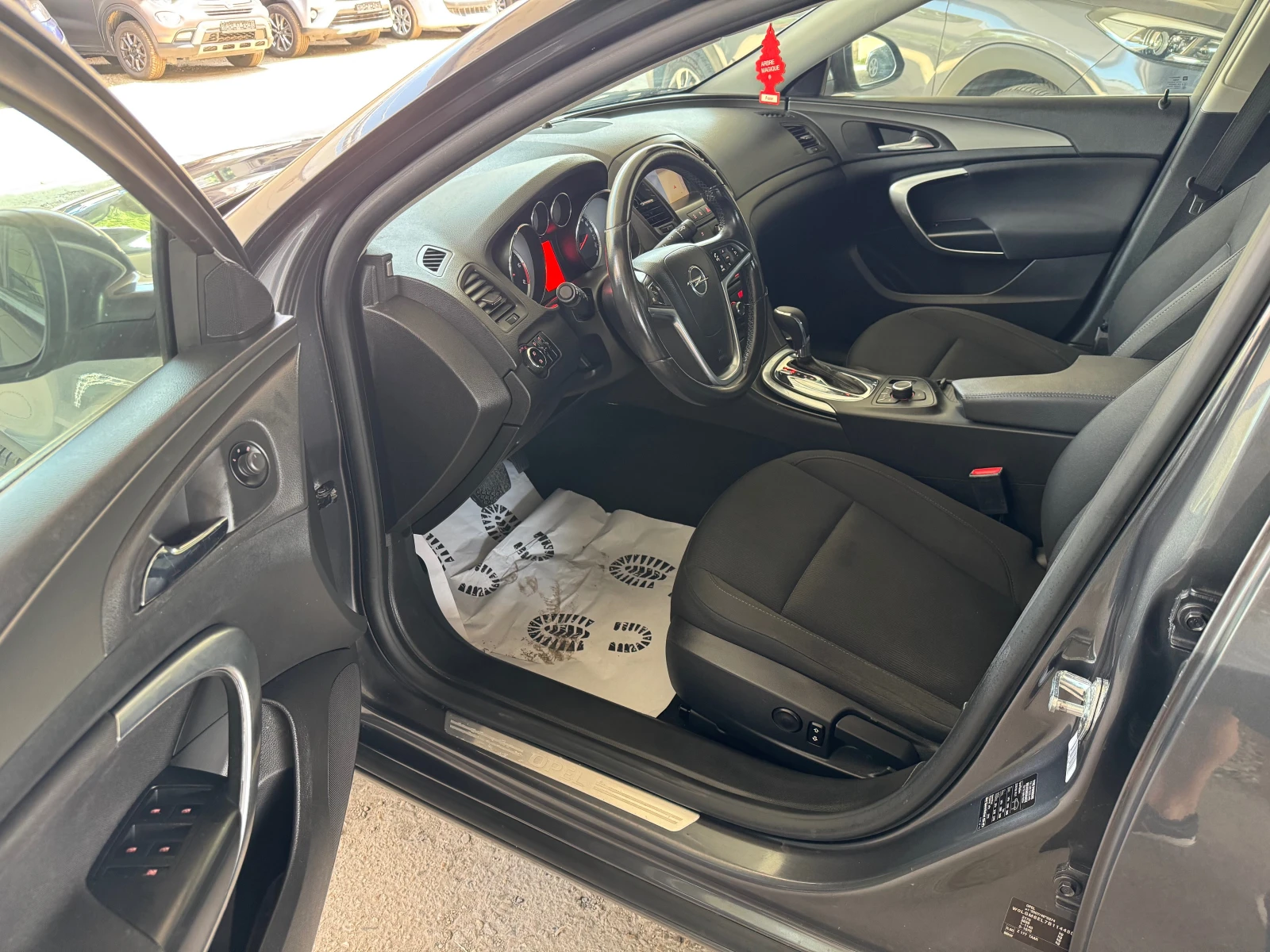 Opel Insignia 2.0CDTI-2011-AUTO-NAVI - изображение 10