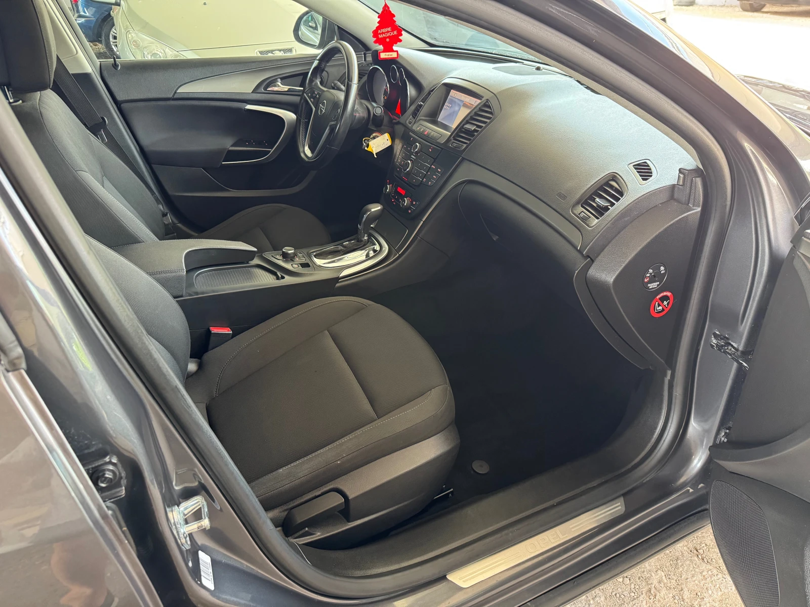 Opel Insignia 2.0CDTI-2011-AUTO-NAVI | Mobile.bg   15