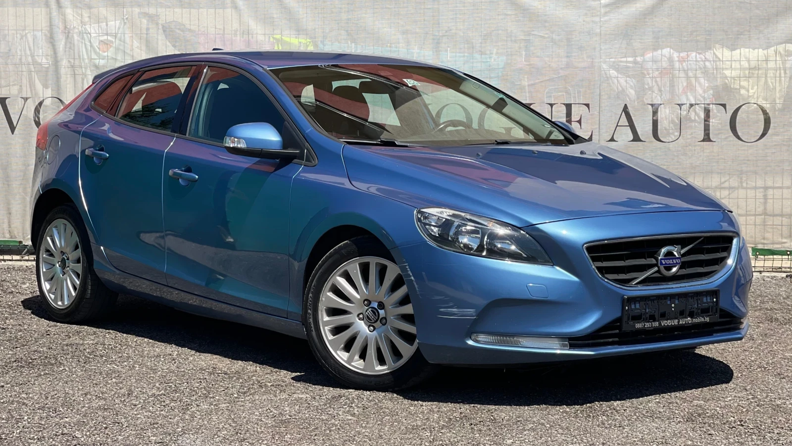 Volvo V40 D2* Камера* 6 Скорости - изображение 3