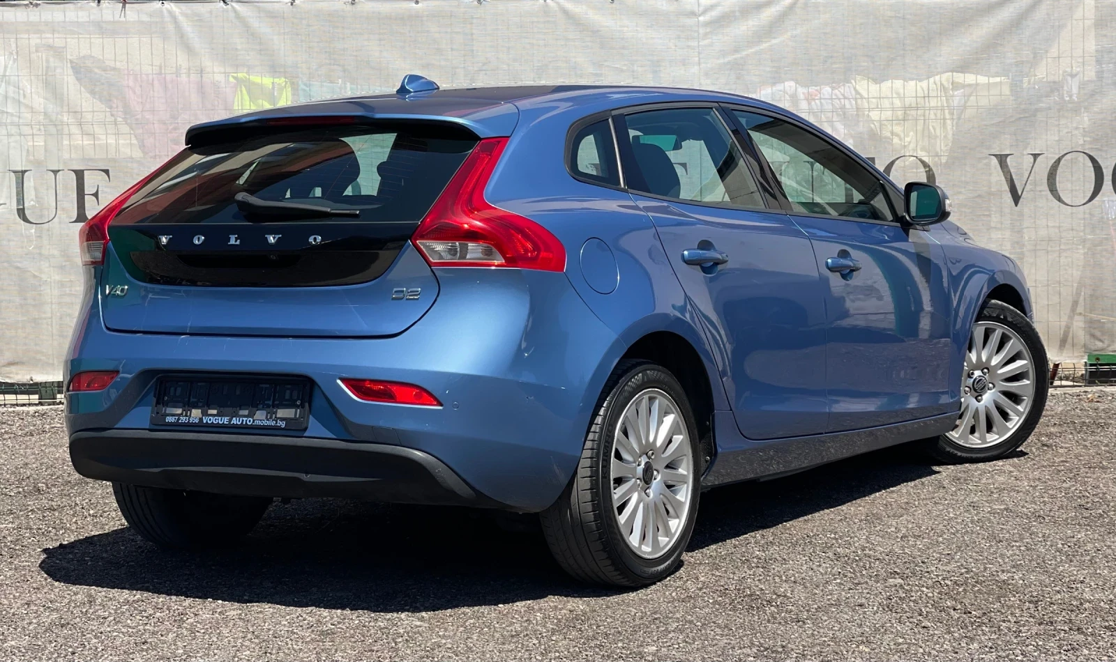 Volvo V40 D2* Камера* 6 Скорости - изображение 2