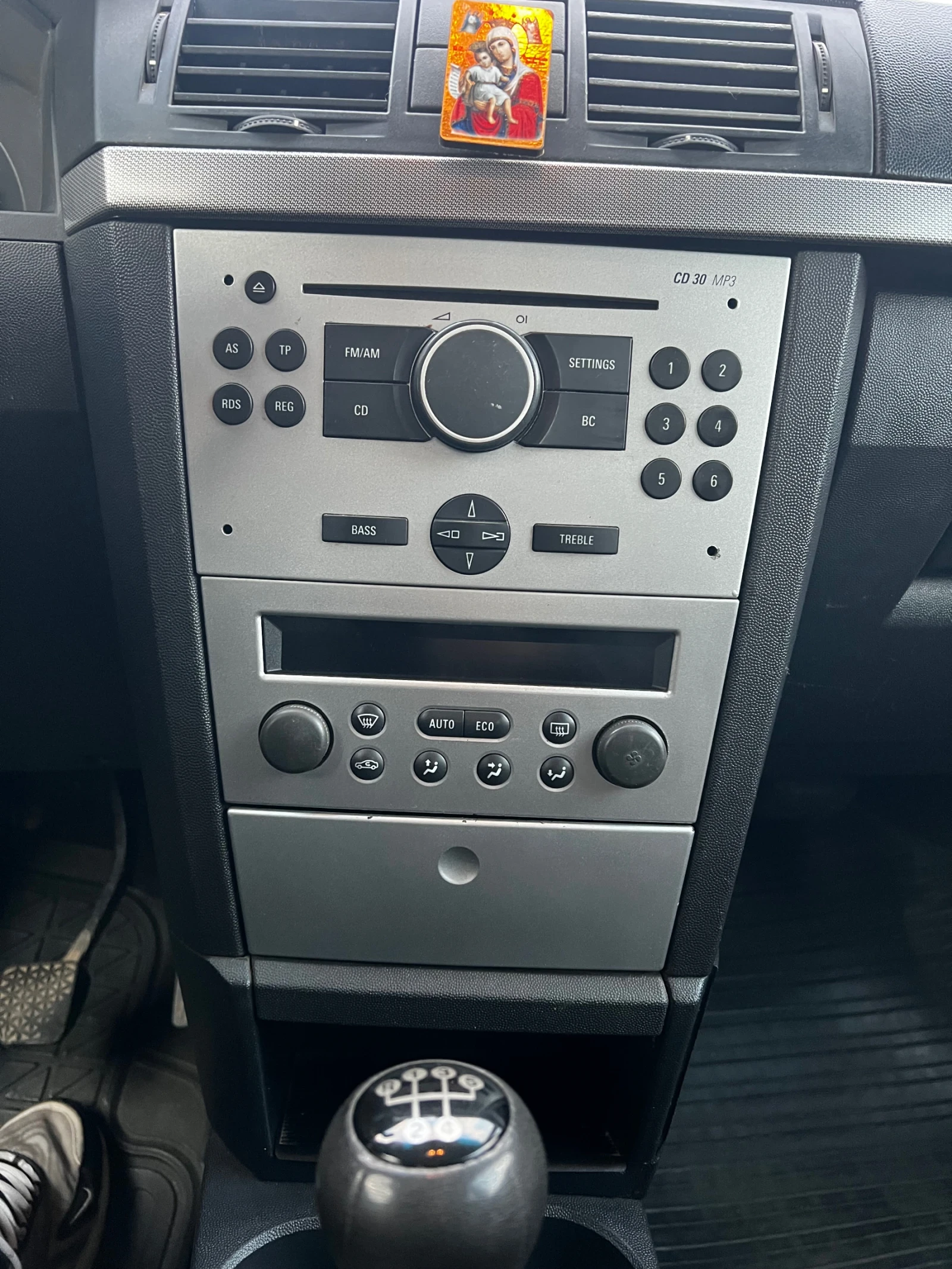 Opel Meriva 1, 4 GAZ - изображение 5