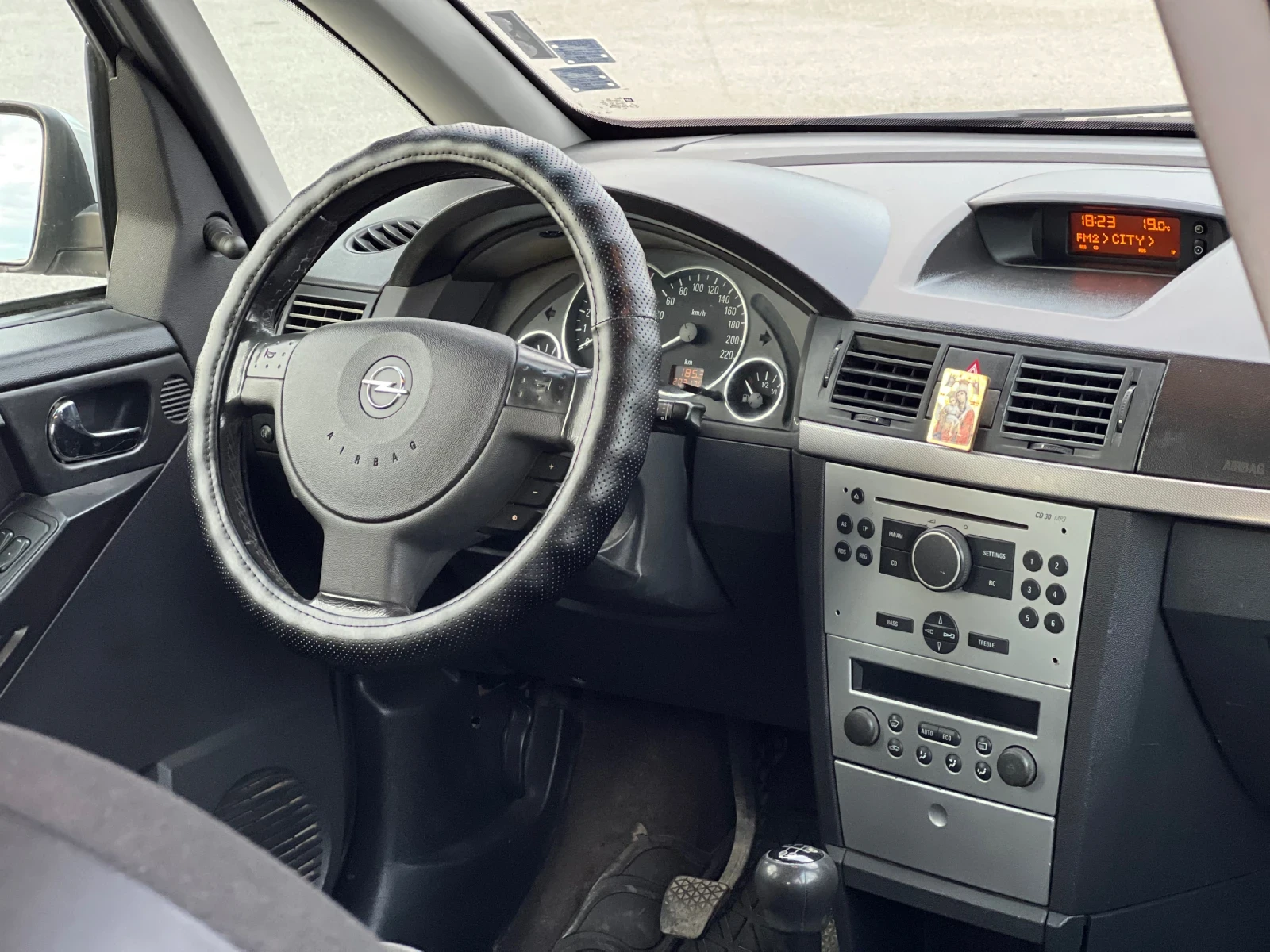 Opel Meriva 1, 4 GAZ - изображение 2