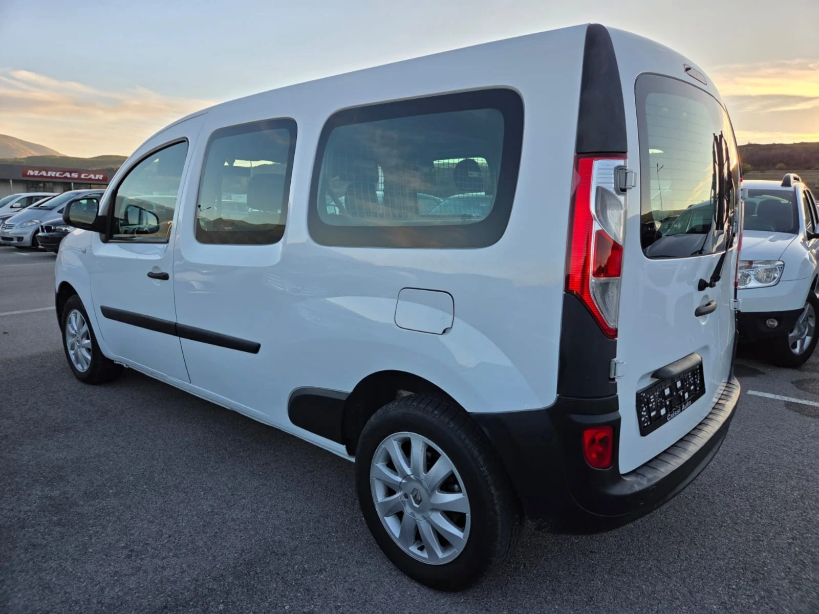 Renault Kangoo 1.5 dci MAXI - изображение 6