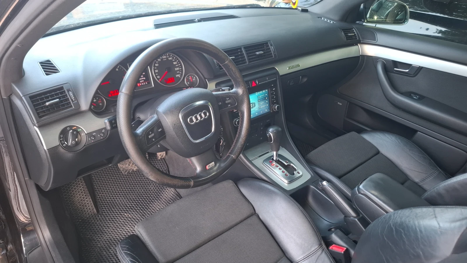 Audi A4, снимка 12 - Автомобили и джипове - 55042074
