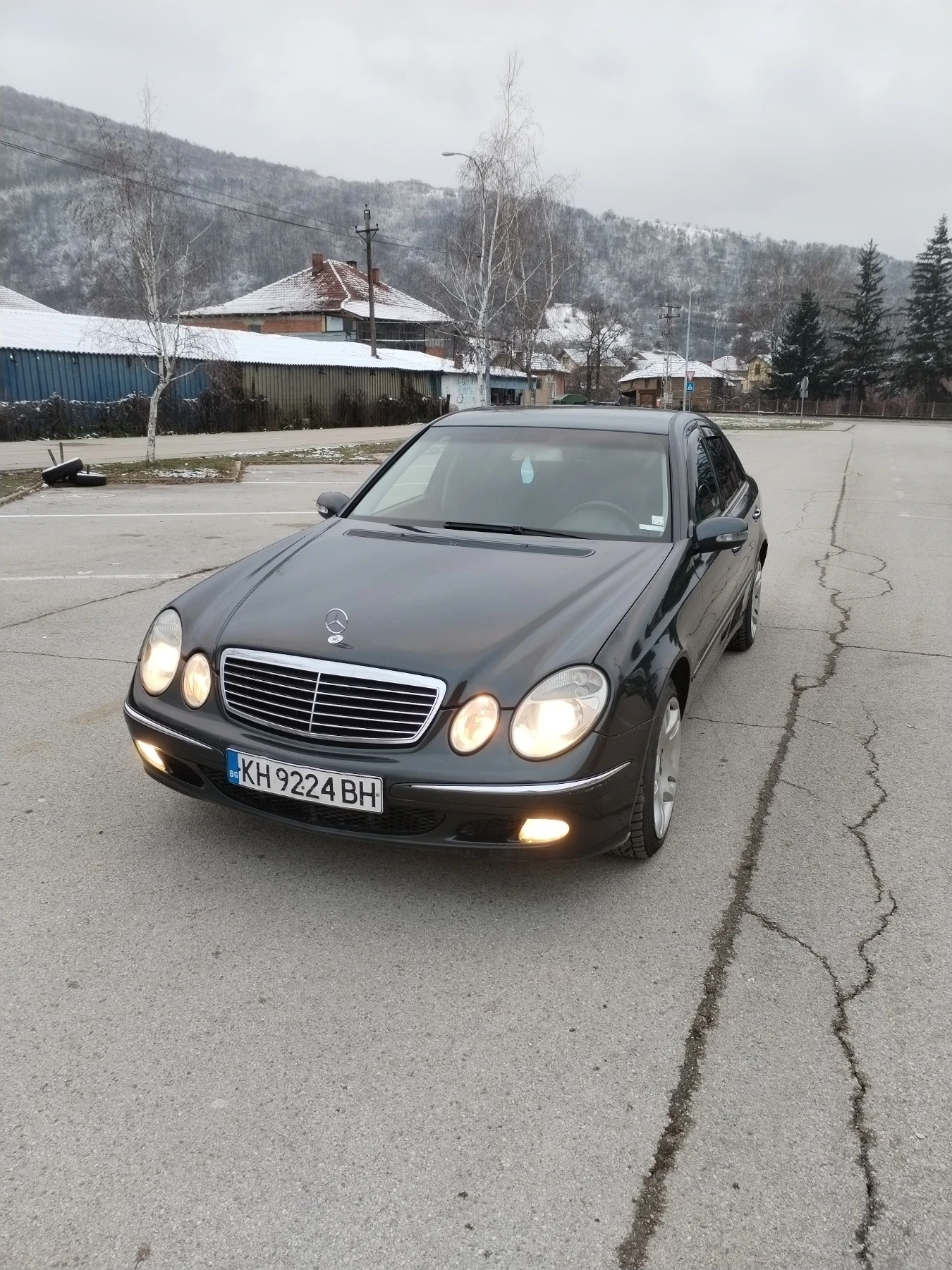 Mercedes-Benz E 220  - изображение 4