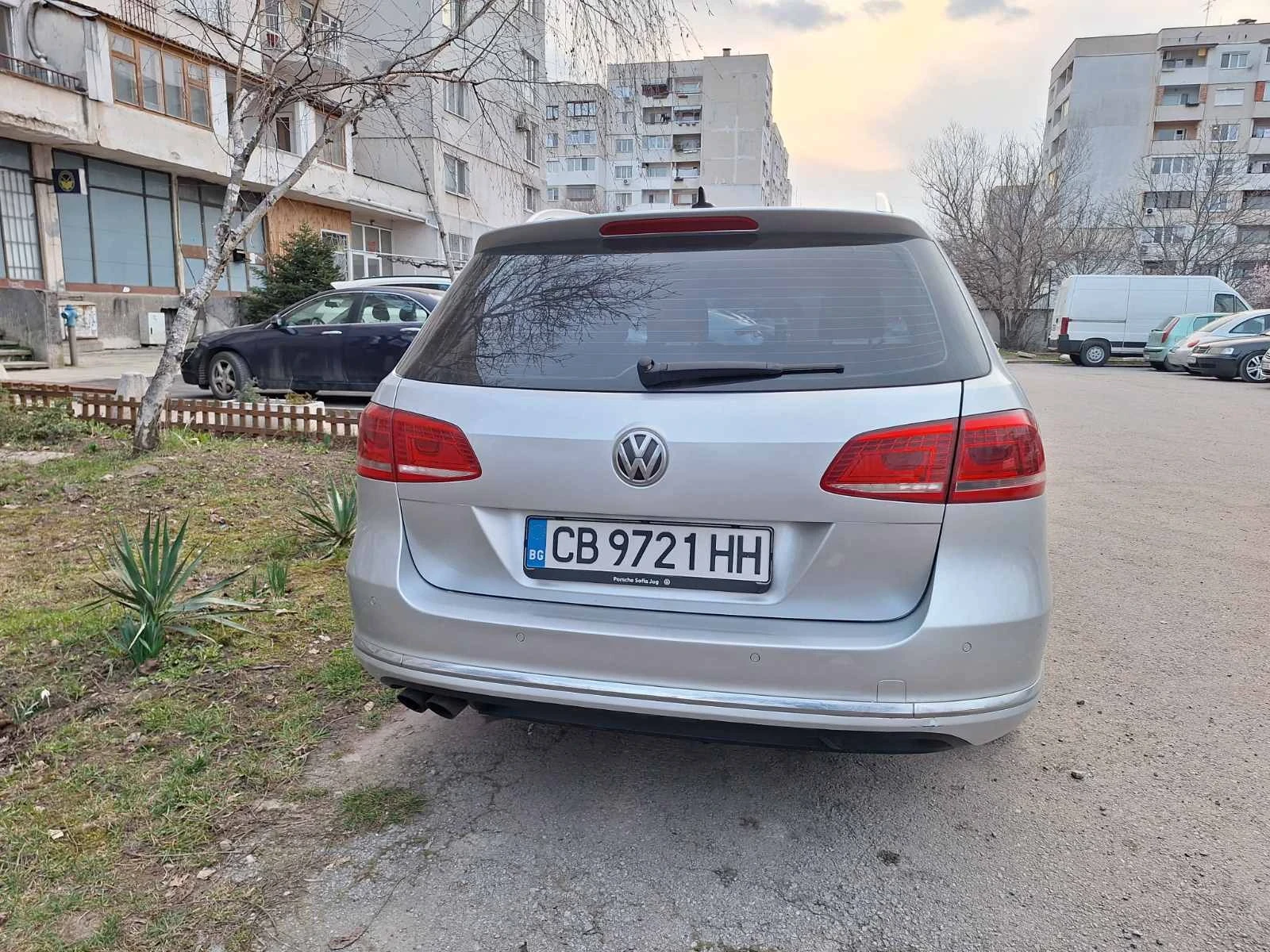 VW Passat, снимка 2 - Автомобили и джипове - 53880127