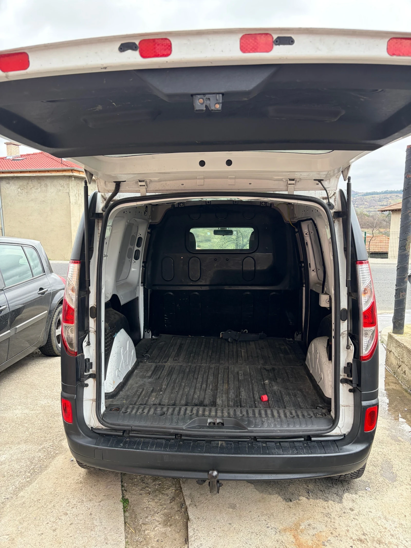 Renault Kangoo, снимка 5 - Автомобили и джипове - 53939548