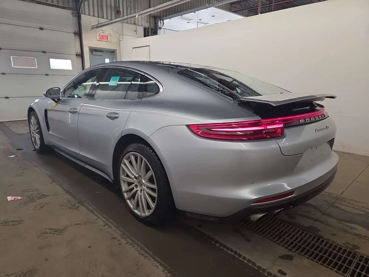 Porsche Panamera 4S | KEYLESS | ПОДГРЕВИ | CARFAX, снимка 4 - Автомобили и джипове - 53940194