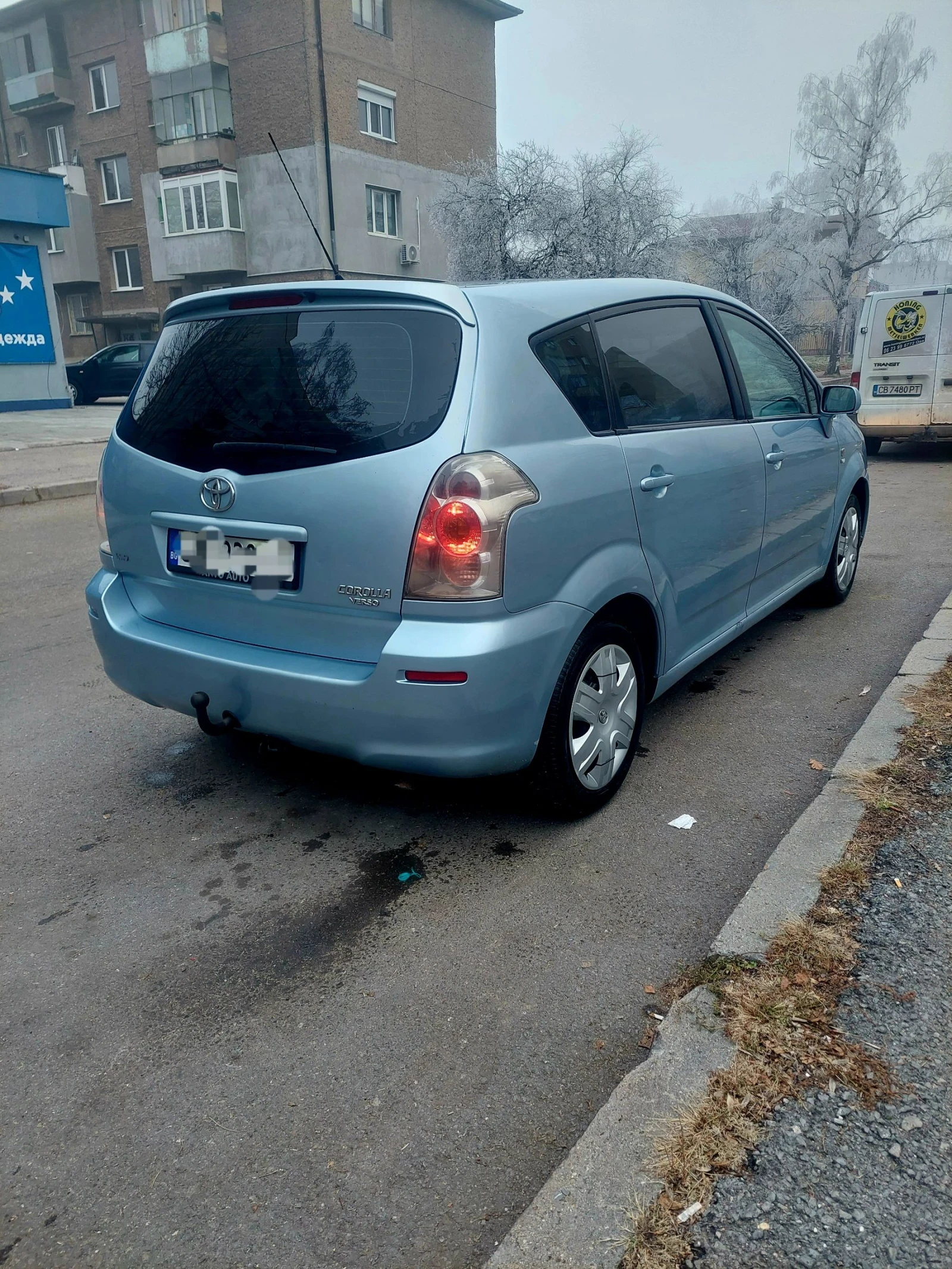 Toyota Corolla verso 1.8 VVTI , снимка 3 - Автомобили и джипове - 53966701