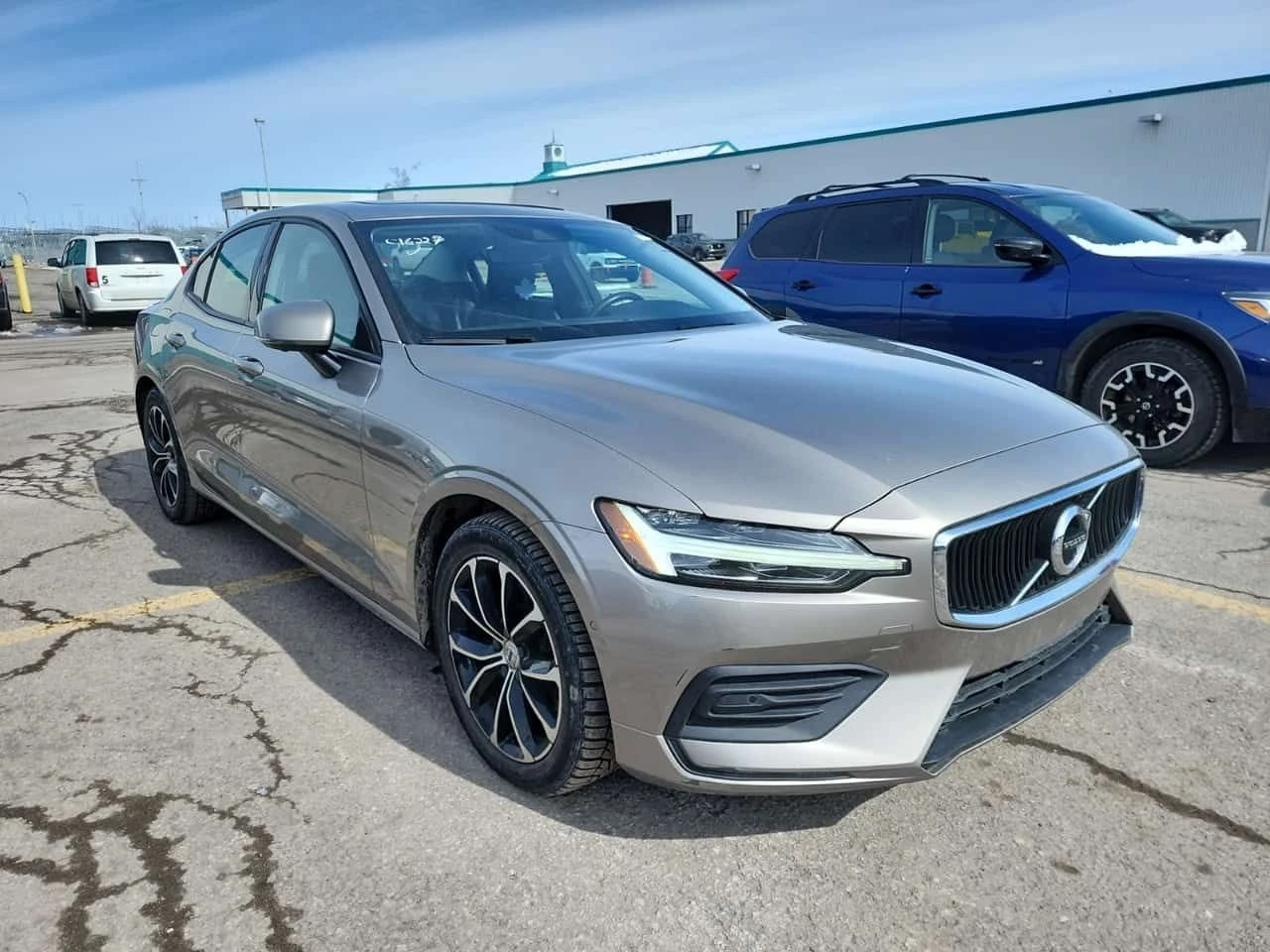 Volvo S60 MOMENTUM| PANORAMA| ПОДГРЕВИ| , снимка 2 - Автомобили и джипове - 53972174