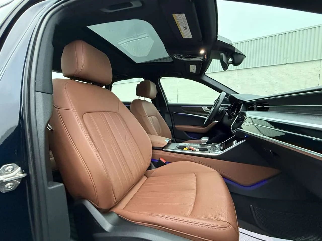 Audi A6 Technik/360 CAM/ОБДУХВАНЕ/AMBIENT, снимка 16 - Автомобили и джипове - 54014925