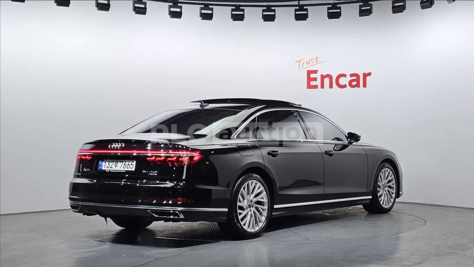 Audi A8 АВТОКРЕДИТ* ЦЕНА БЕЗ АНАЛОГ* , снимка 2 - Автомобили и джипове - 54149036