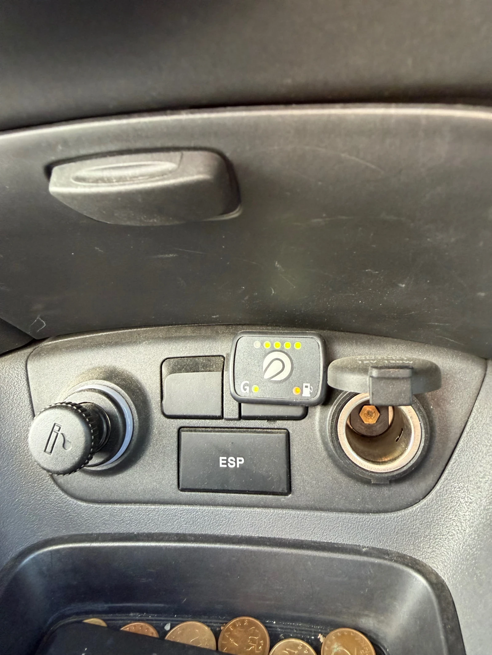 Kia Rio CVVT, снимка 8 - Автомобили и джипове - 54321732