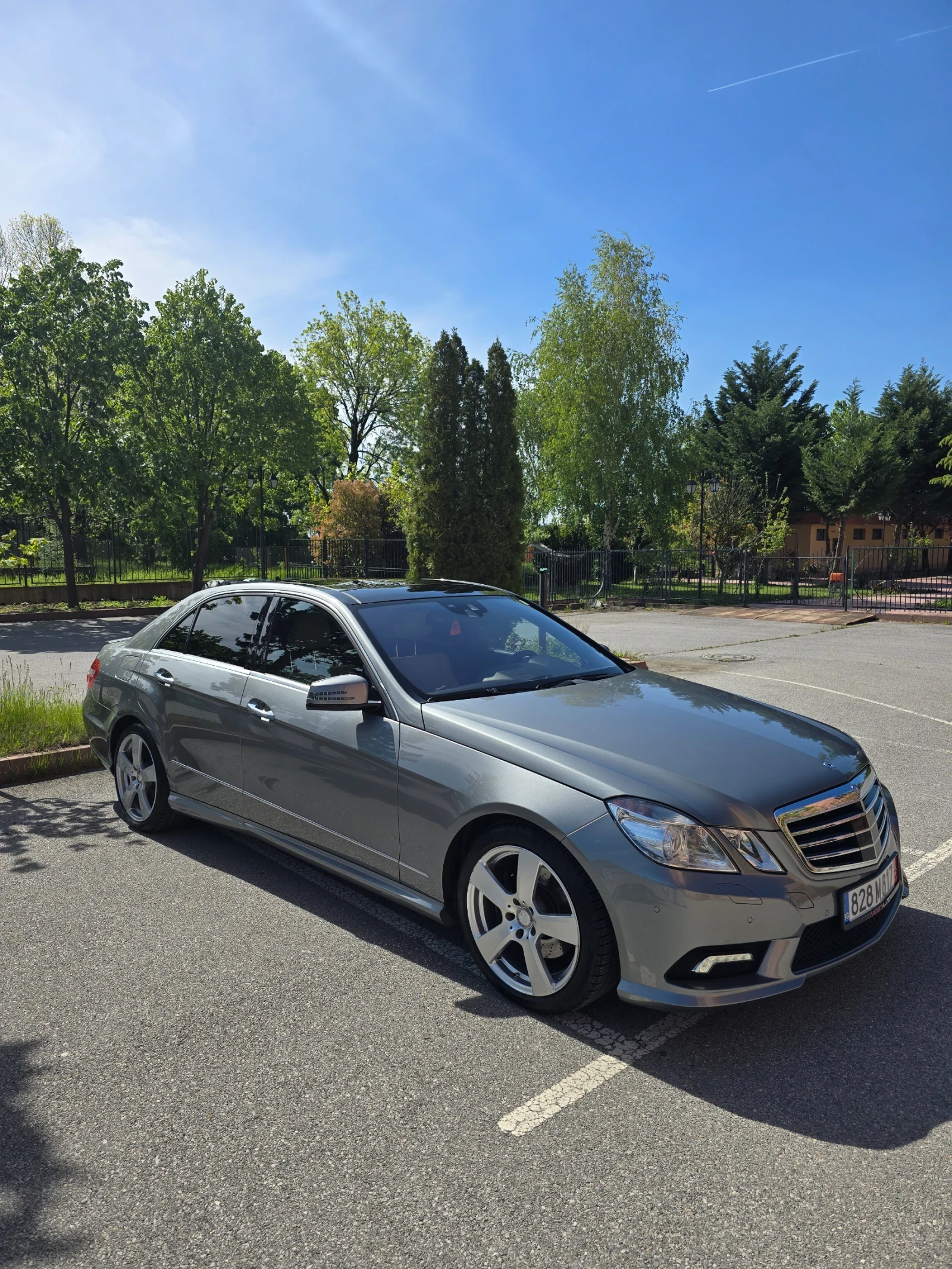 Mercedes-Benz E 350 AMG 4MATIC 7G Tronic Panorama, , снимка 3 - Автомобили и джипове - 54443778