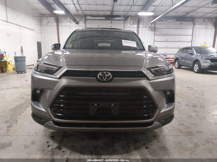 Toyota Grand Highlander 2.5l Hybrid Limited, снимка 12 - Автомобили и джипове - 54488561