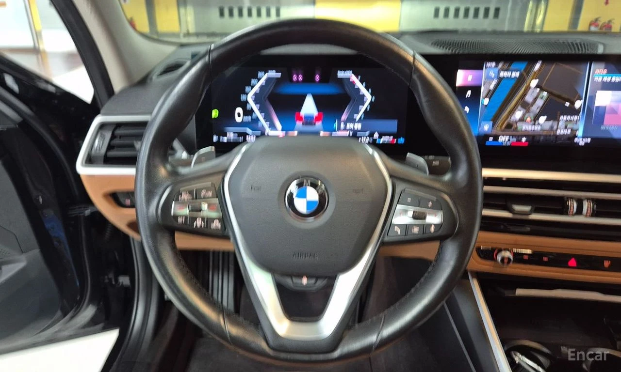 BMW 320 i DISTRONIC* ХЕДЪП* ПОДГРЕВ* AMBIENT* КРАЙНА ЦЕНА, снимка 9 - Автомобили и джипове - 54585655