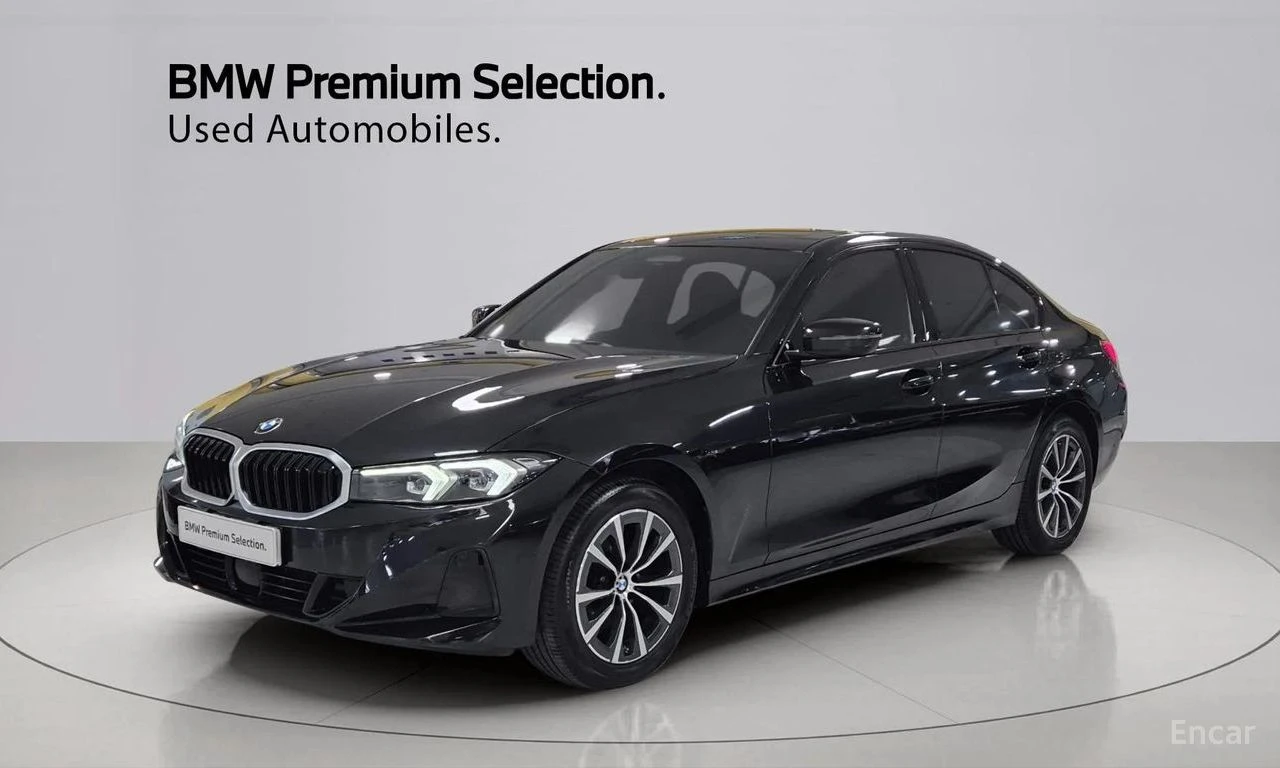 BMW 320 i DISTRONIC* ХЕДЪП* ПОДГРЕВ* AMBIENT* КРАЙНА ЦЕНА