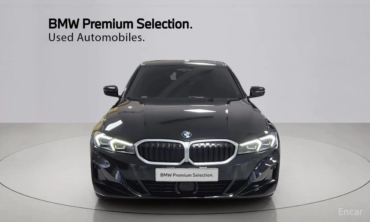 BMW 320 i DISTRONIC* ХЕДЪП* ПОДГРЕВ* AMBIENT* КРАЙНА ЦЕНА, снимка 2 - Автомобили и джипове - 54585655