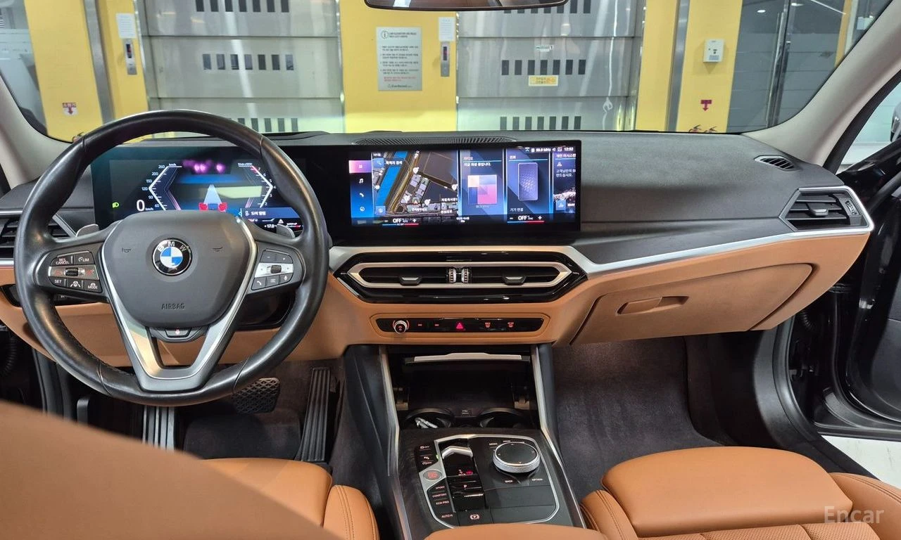 BMW 320 i DISTRONIC* ХЕДЪП* ПОДГРЕВ* AMBIENT* КРАЙНА ЦЕНА, снимка 8 - Автомобили и джипове - 54585655