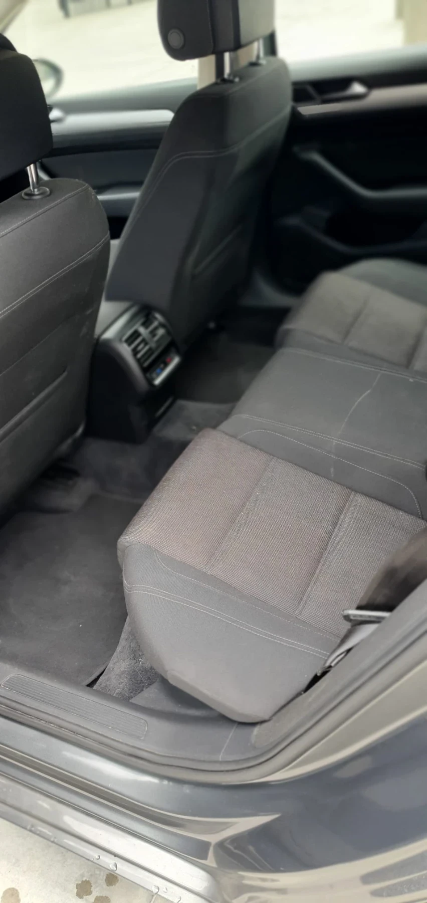 VW Passat, снимка 12 - Автомобили и джипове - 54740339