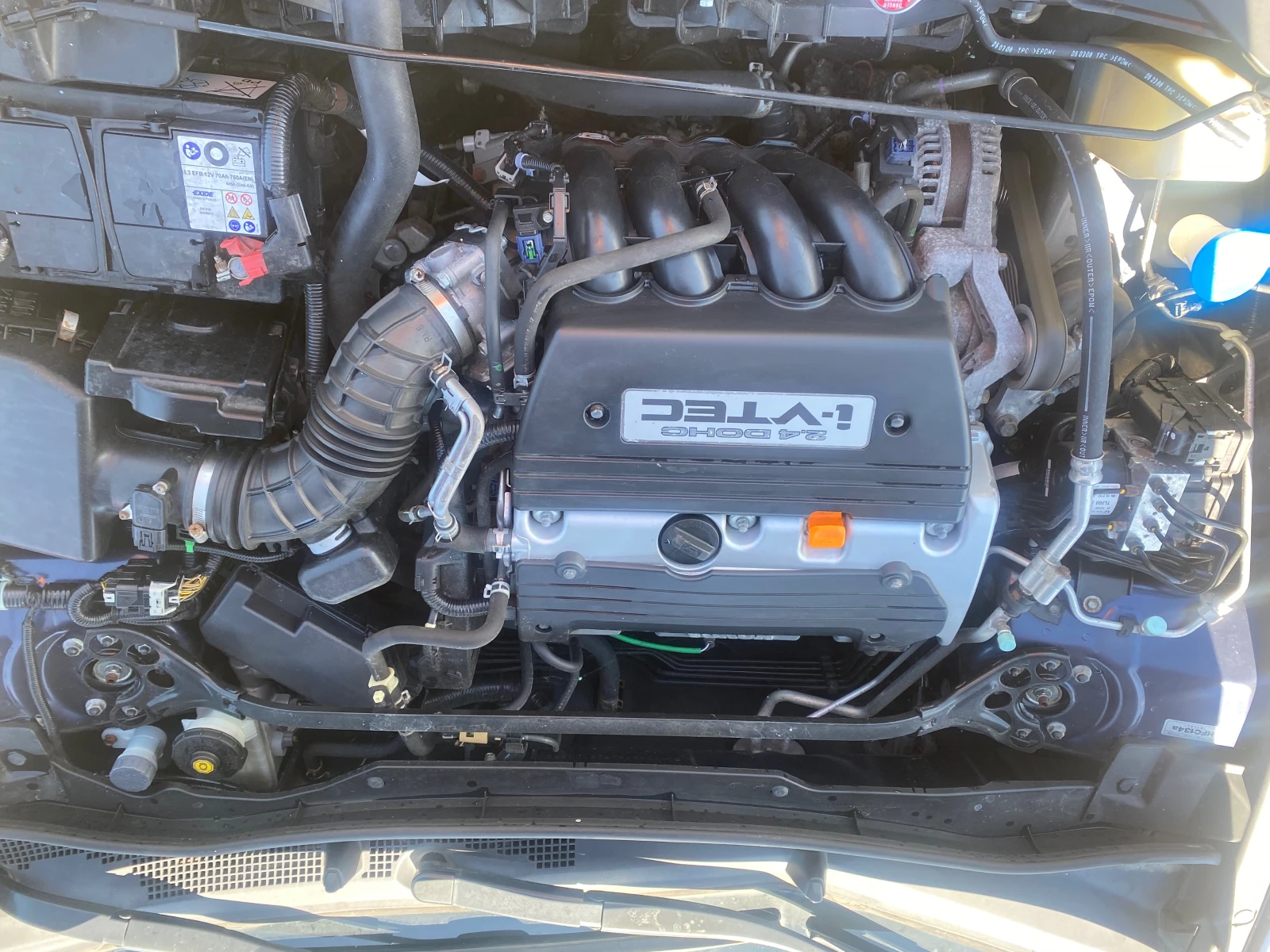 Honda Accord 2.4 Швейцария, снимка 13 - Автомобили и джипове - 54932763