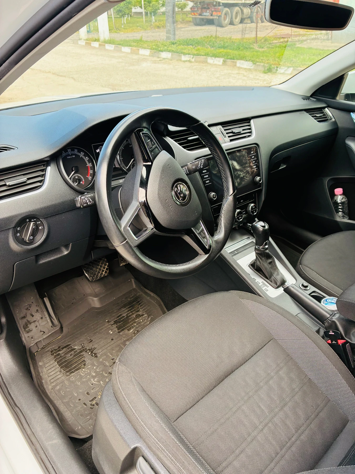 Skoda Octavia  3.   1.6 TDI DSG 7, снимка 7 - Автомобили и джипове - 55600383