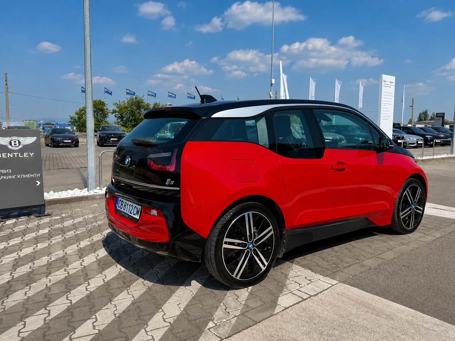 BMW i3 120 Ah | 2019 | 41 000 км | Богато оборудван, снимка 3 - Автомобили и джипове - 55770145