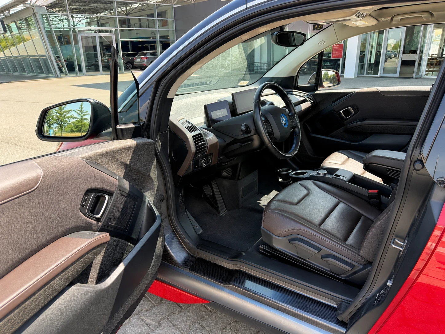 BMW i3 120 Ah | 2019 | 41 000 км | Богато оборудван, снимка 9 - Автомобили и джипове - 55770145