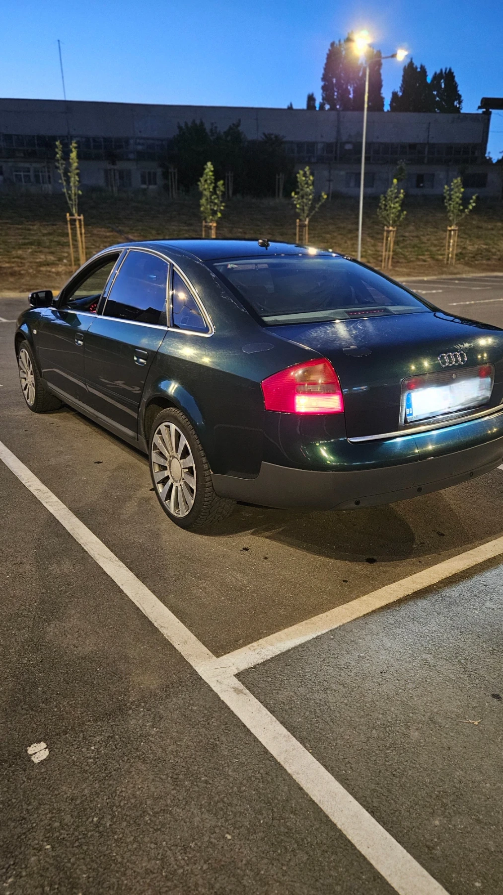 Audi A6 2.4i, снимка 5 - Автомобили и джипове - 55839304