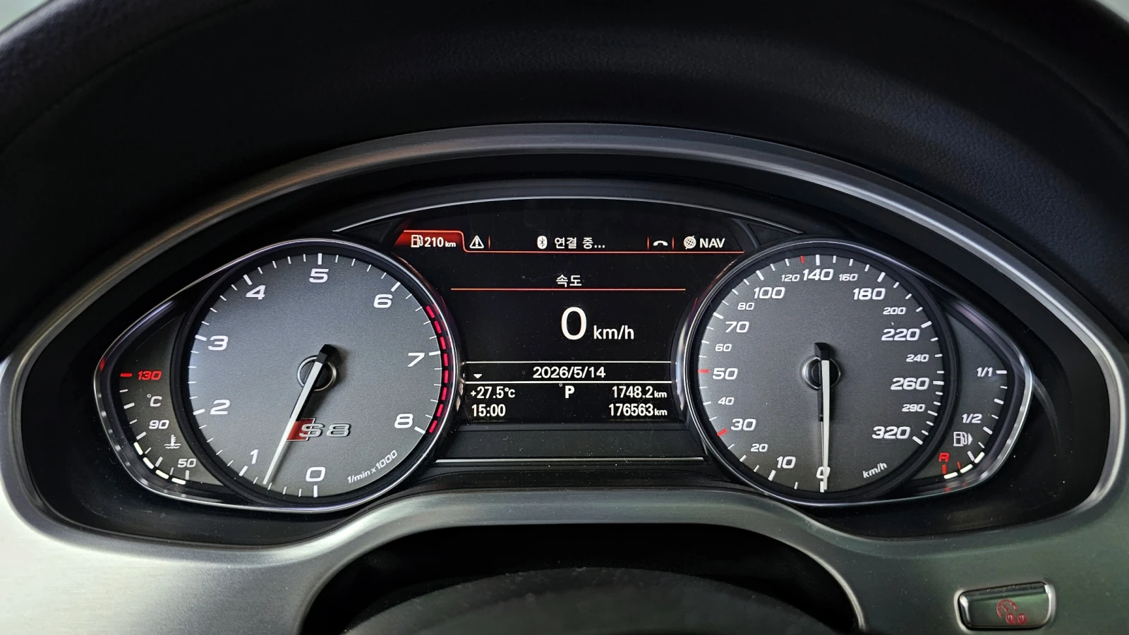 Audi S8 4.0TFSI ' BLACK MATЕ ФОЛИО ' FULL, снимка 8 - Автомобили и джипове - 55902415