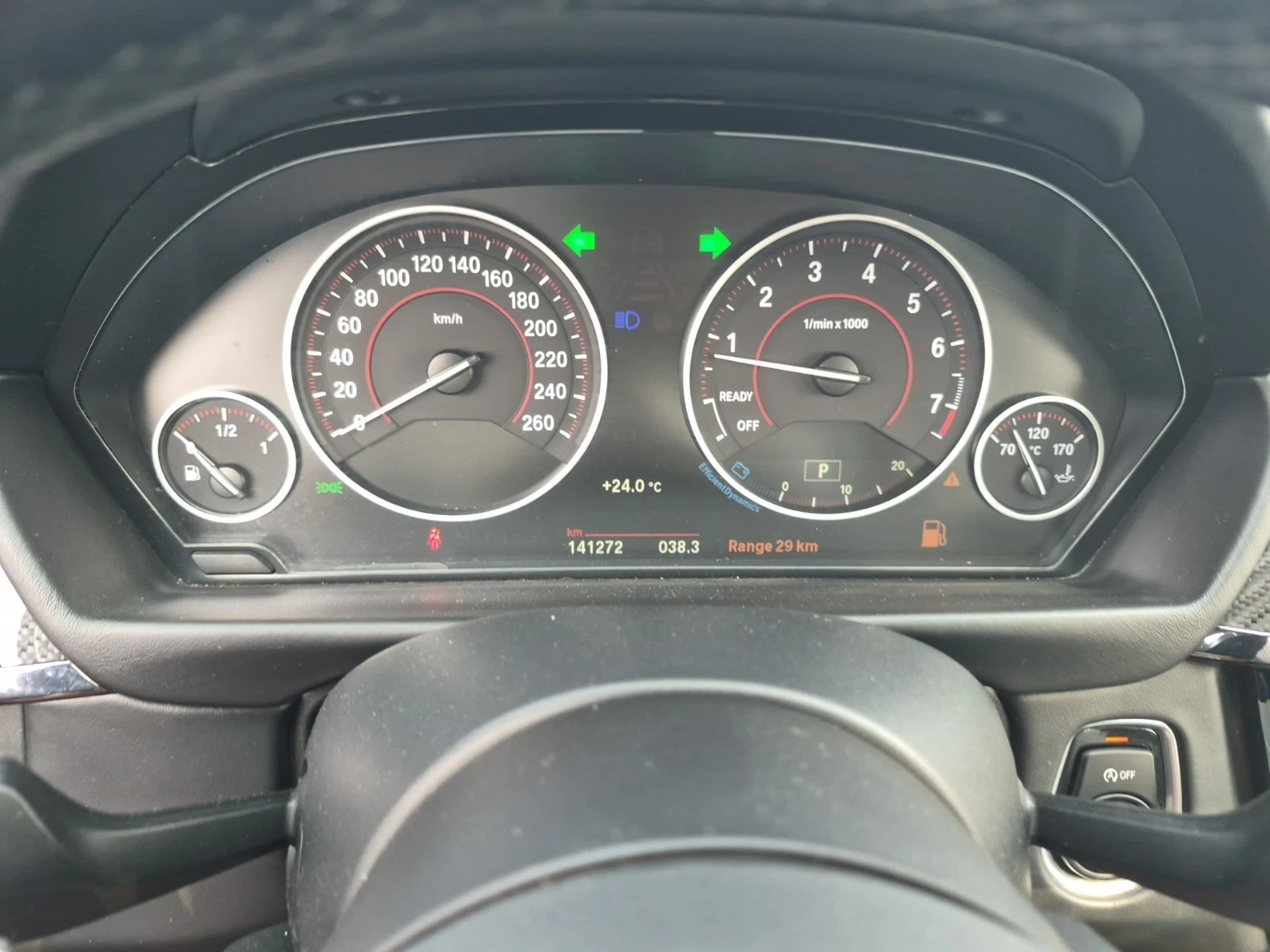 BMW 340 * HEAD-UP * 2 КЛЮЧА * М ПАКЕТ * АВТОКРЕДИТ, снимка 9 - Автомобили и джипове - 56054084