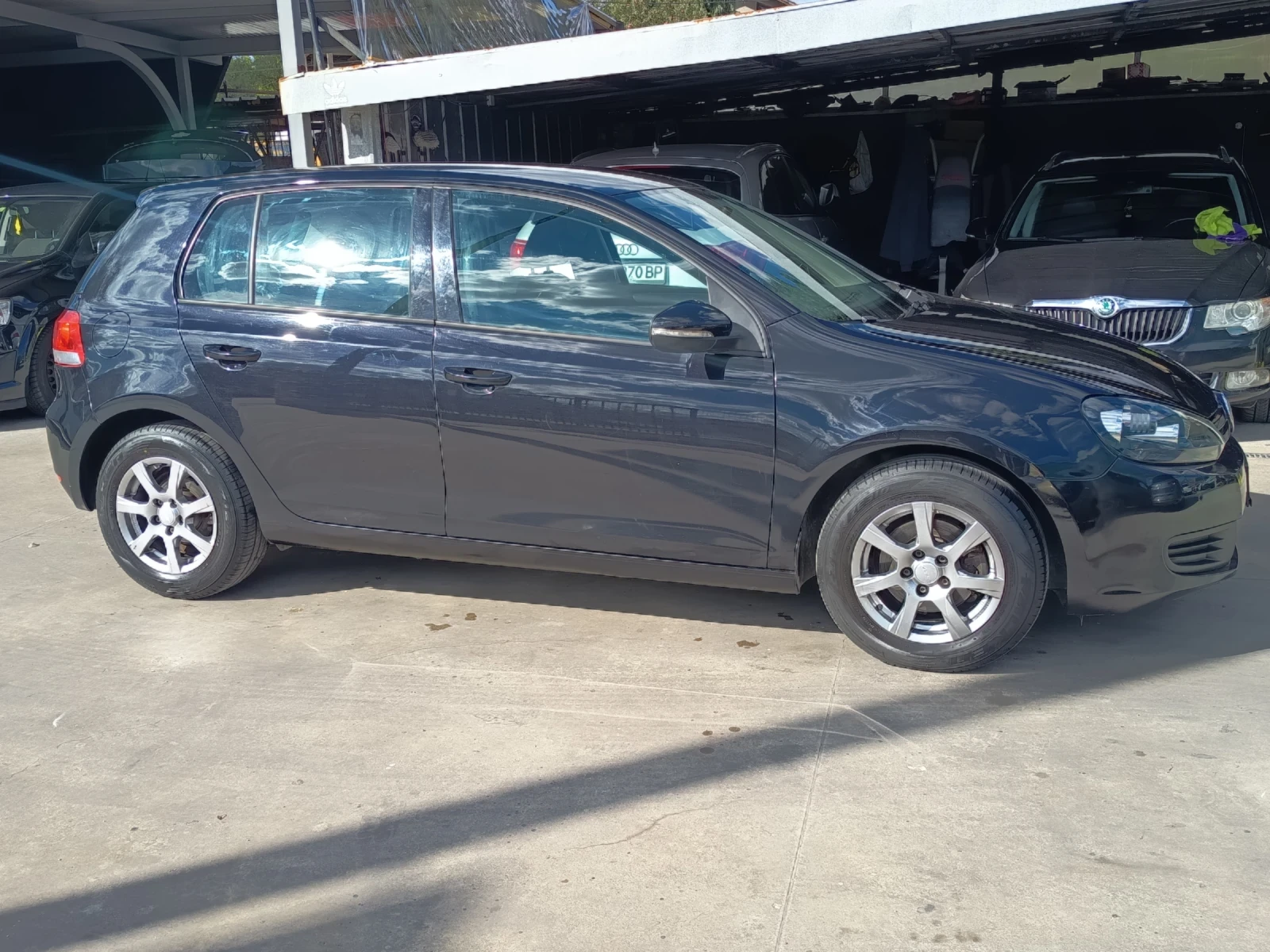 VW Golf 1.6tdi, снимка 3 - Автомобили и джипове - 56215210