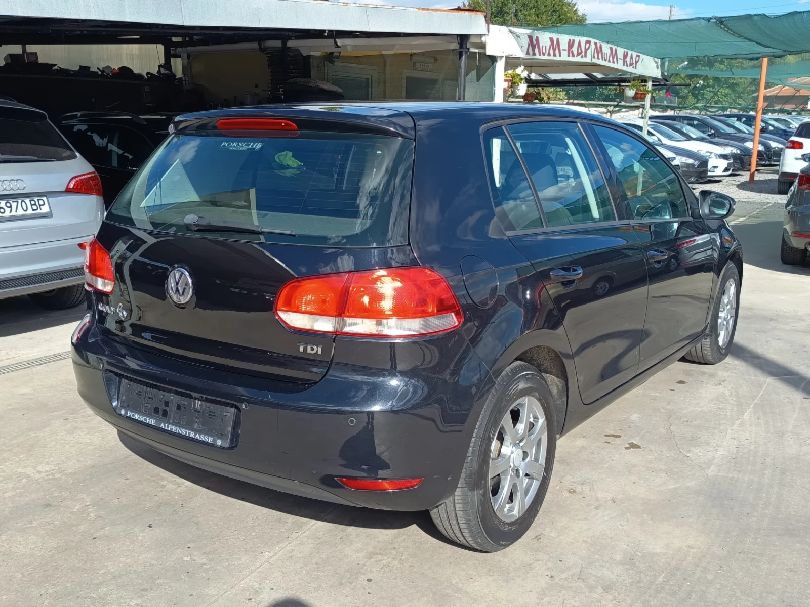 VW Golf 1.6tdi, снимка 4 - Автомобили и джипове - 56215210