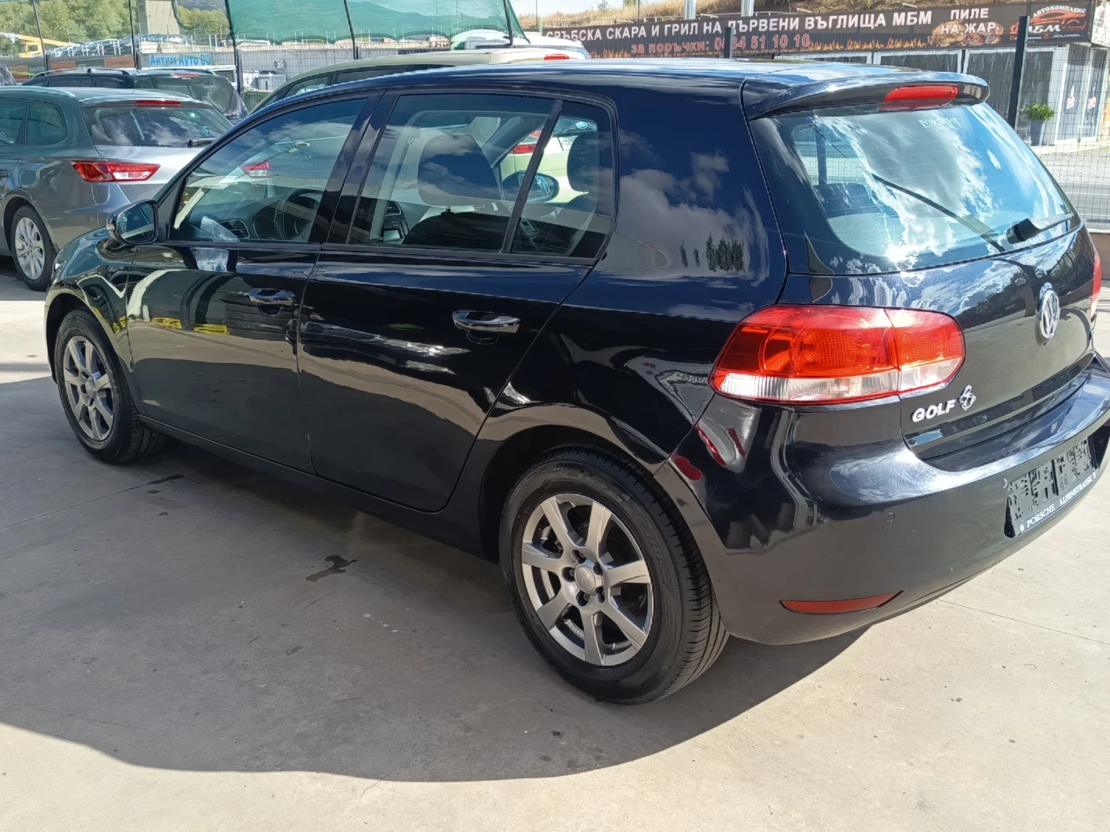 VW Golf 1.6tdi, снимка 7 - Автомобили и джипове - 56215210