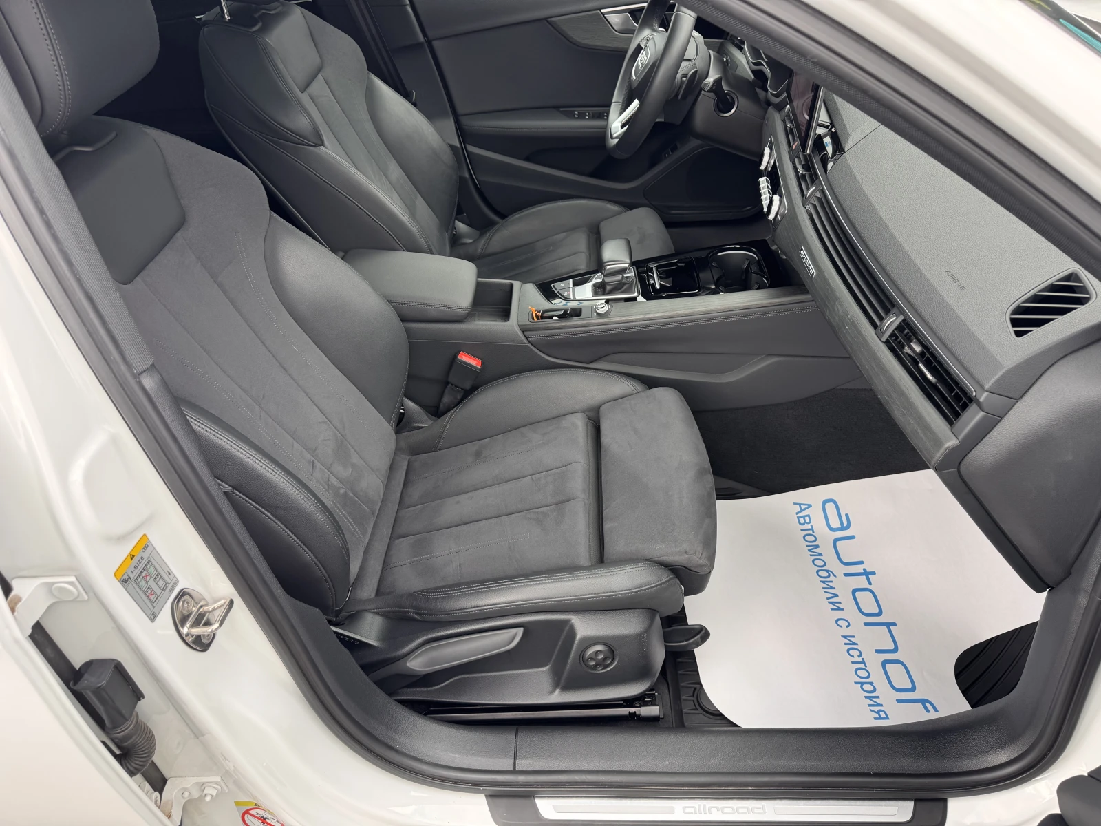 Audi A4 Allroad QUATTRO/2.0TFSI/265K.C./7AT, снимка 9 - Автомобили и джипове - 56233402