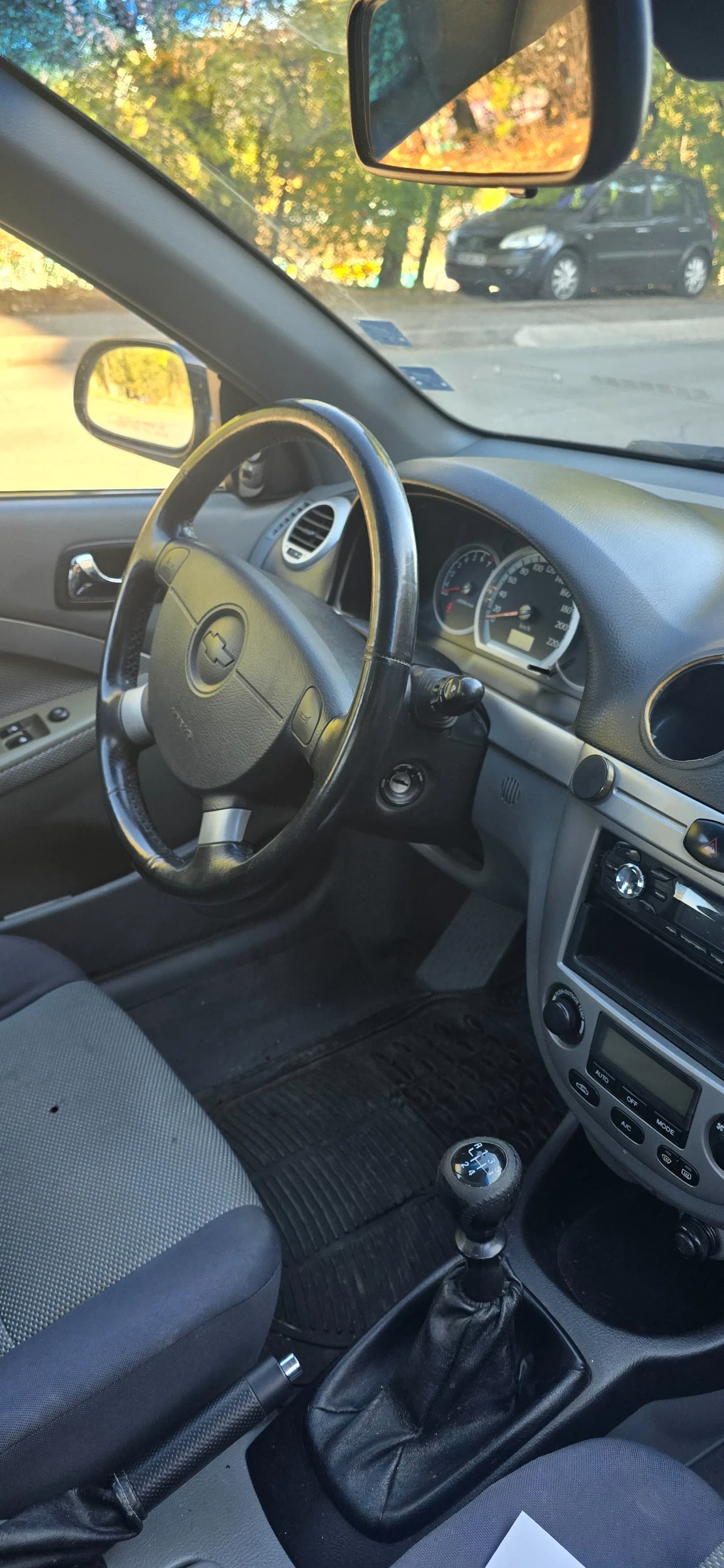 Chevrolet Lacetti 1.8 бензин /газ , снимка 4 - Автомобили и джипове - 56361578