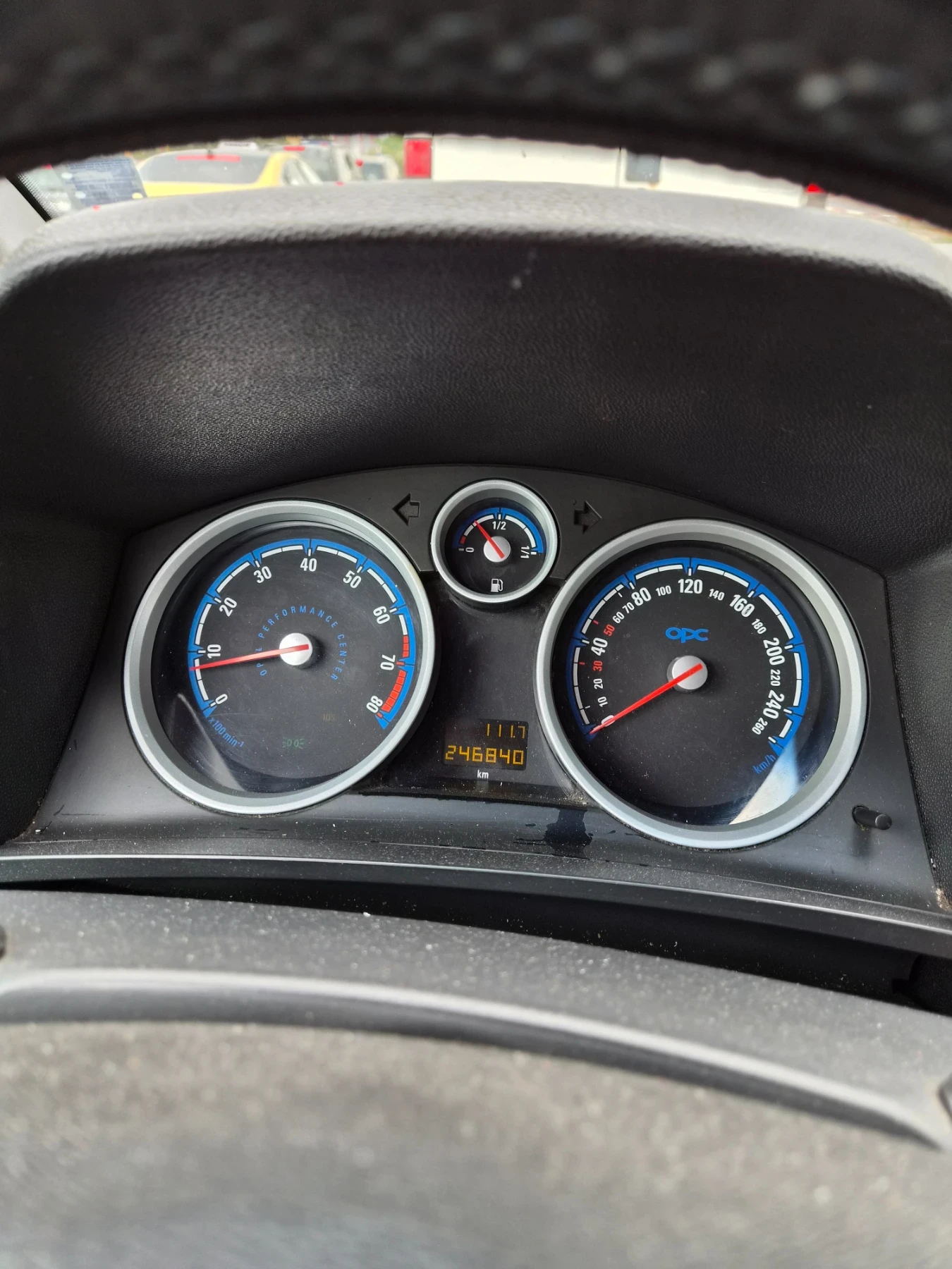 Opel Zafira 2.0 turbo, снимка 6 - Автомобили и джипове - 56632416
